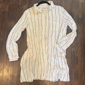 Love Fire Striped White and Black button-up Shirt size Large